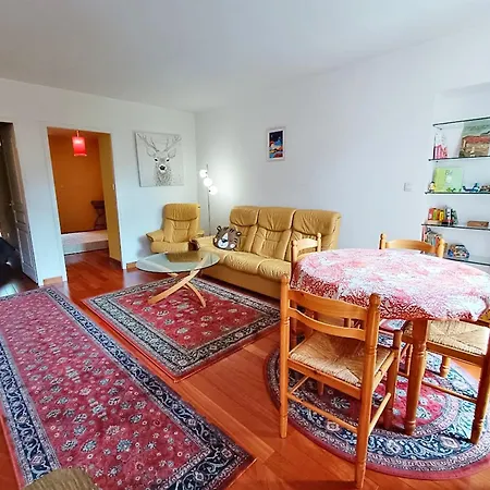 Appartement Le Nid D'Oeillet, T3 Bis, Wifi, Jardin Commun à Bagnères-de-Luchon Extérieur photo