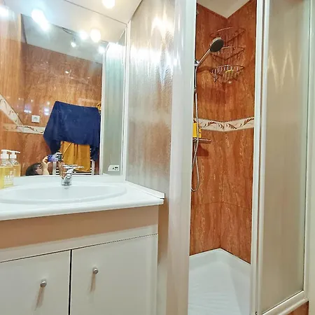Appartement Le Nid D'Oeillet, T3 Bis, Wifi, Jardin Commun à Bagnères-de-Luchon Extérieur photo