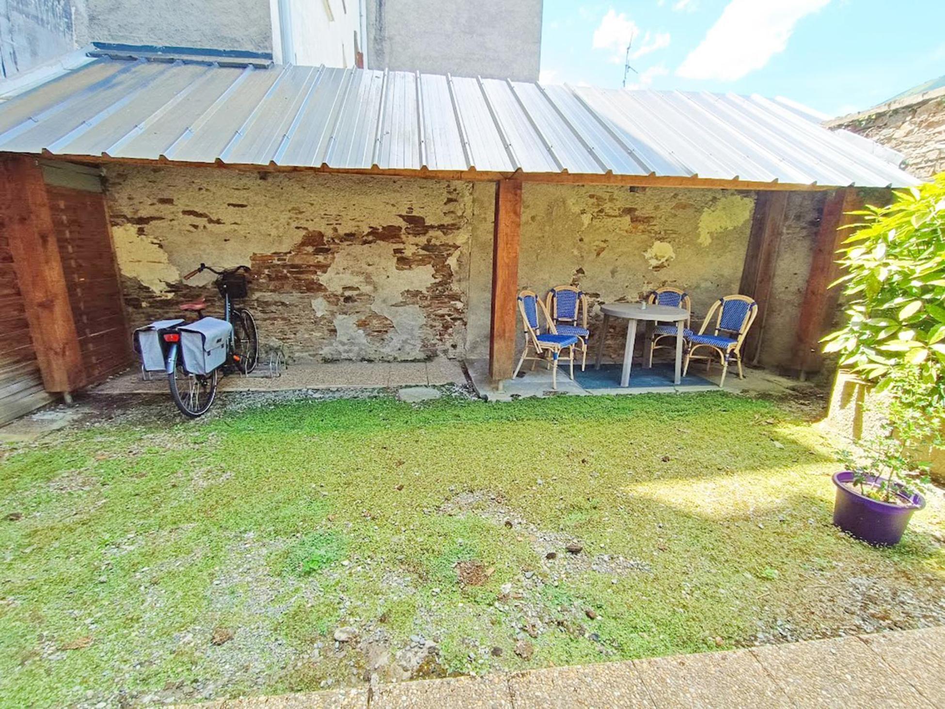 Le Nid D'oeillet, T3 Bis, Wifi, Jardin Commun * Bagneres-de-Luchon